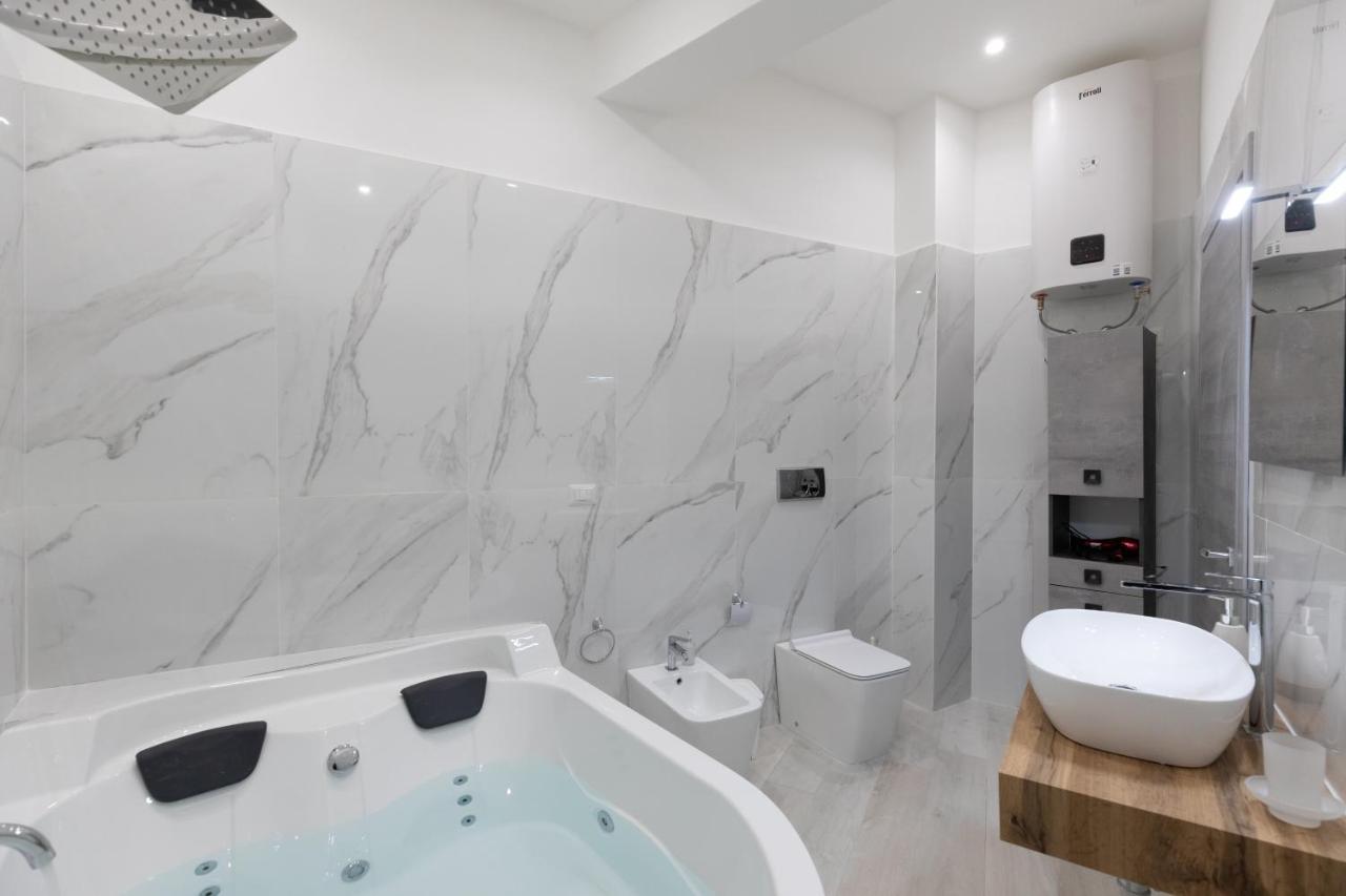 My Brilliant Home With Jacuzzi 2 Steps From St Toledo Naples Luaran gambar