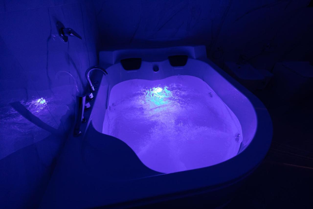 My Brilliant Home With Jacuzzi 2 Steps From St Toledo Naples Luaran gambar